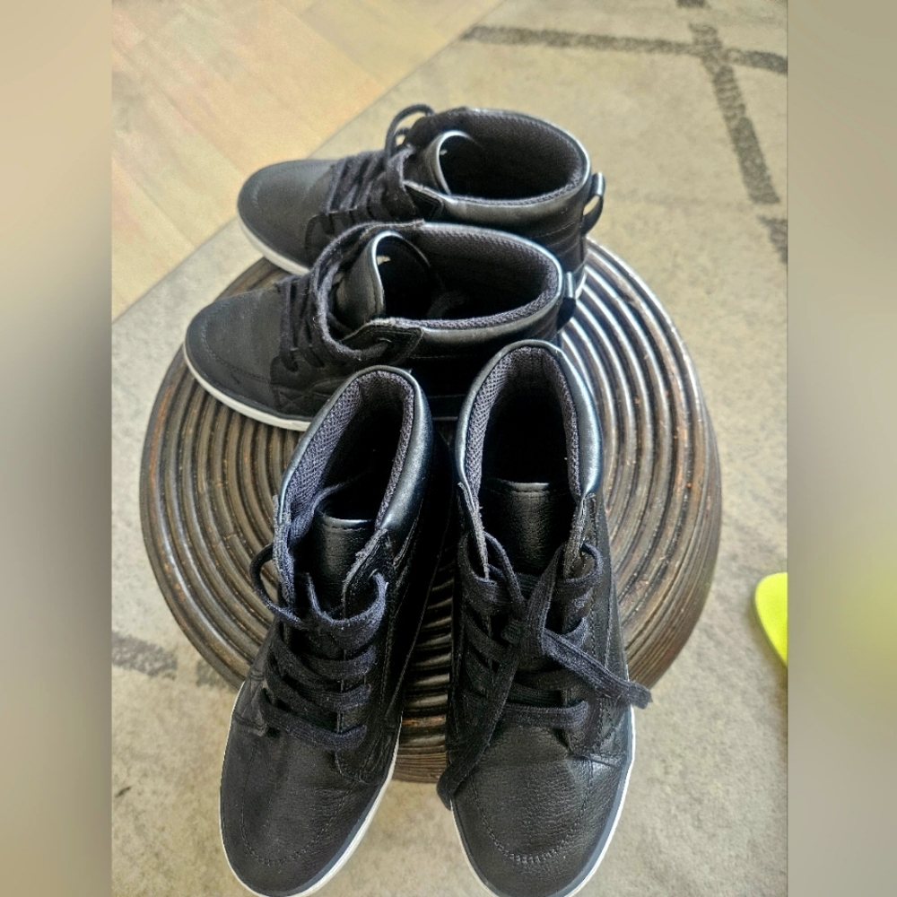 Children's Place Boy's Hi Top Sneakers